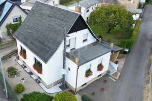 gepflegtes Einfamilienhaus mit zusätzl. Wohn- oder Bürofläche im Nebengelass sucht neue Eigentümer – Die vollständige Adresse der Immobilie erhältst du vom Anbieter., 1987 Schwarzheide – Vorschaubild 23