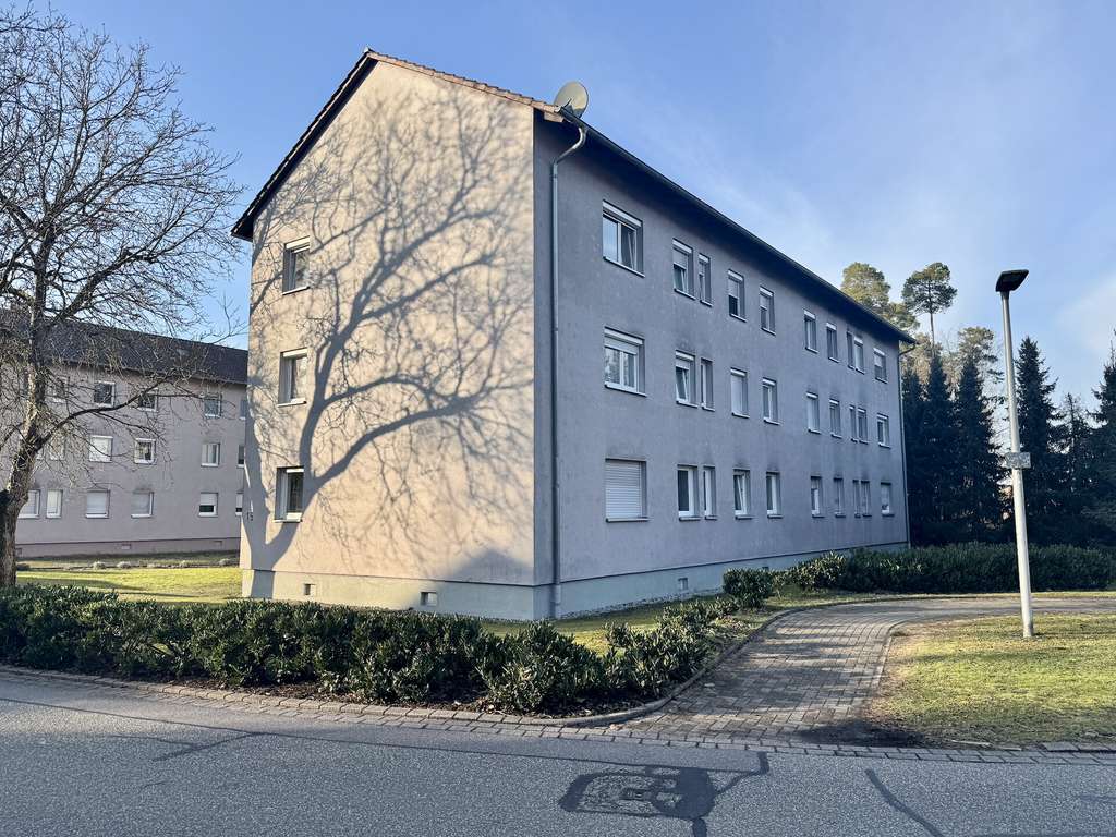 Immobilie in Hügelsheim - Großzügige 5-Zi.-Wohnung im Grand Centre Ring – Balkon, EBK & zwei Stellplätze inklusive - Bild 1