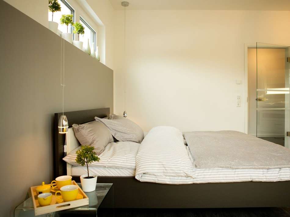 Schlafzimmer 08