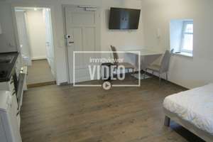 ... im Herzen der Altstadt, idyllisches, möbl. 1-Zi. Appartement W05 – Am Laufer Schlagturm 3, 90403 Altstadt, St. Sebald, Nürnberg – Vorschaubild 4