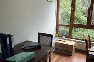 Charmante, helle Wohnung mit sonniger Terrasse in Bestlage Schwabing – direkt am Englischen Garten – Die vollständige Adresse der Immobilie erhältst du vom Anbieter., 80805 Münchner Freiheit, München – Vorschaubild 9