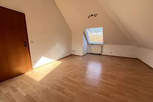 Grüne Lage Nähe Uni-Klinik! Ansprechende, freie 3-Zi.-Maisonette mit 2 Bädern + TG!  – Die vollständige Adresse der Immobilie erhältst du vom Anbieter., 91054 Loewenich, Erlangen – Vorschaubild 15