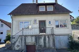 Einfamilienhaus mit Charakter und Entwicklungspotenzial – Die vollständige Adresse der Immobilie erhältst du vom Anbieter., 74214 Schöntal – Vorschaubild 1