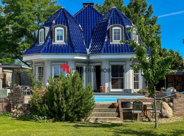 Real Estate Title Image Background