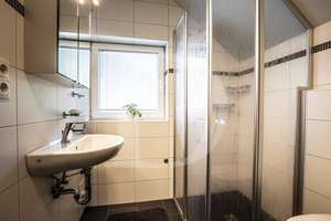Platz für Familie, Garten & Träume – modernisiertes Haus mit viel Freiraum – Die vollständige Adresse der Immobilie erhältst du vom Anbieter., 26487 Neuschoo – Vorschaubild 6