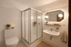 Wellness & Meer: Ihr barrierefreier Rückzugsort mit Hotel-Komfort in Travemünde – 23570 Travemünde, Lübeck – Vorschaubild 4