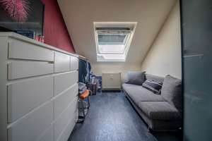 Großzügige 4-Zimmer-Dachgeschosswohnung mit Balkon und TG-Stellplatz in Rheinau - nur bei realunis – 68219 Rheinau, Mannheim – Vorschaubild 8