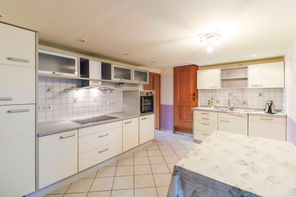 Immobilie in Süderholz - Perfekt für Tierhaltung: Zwei-Seitenhof mit Selbstversorgerbereich, Einliegerwohnung und viel Land - Bild 4