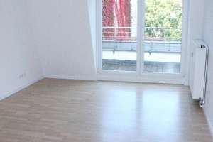 *Dachgeschoss Simon-Dach-Straße mit Balkon und EBK* – Simon-Dach-Straße 19, 10245 Friedrichshain, Berlin – Vorschaubild 3