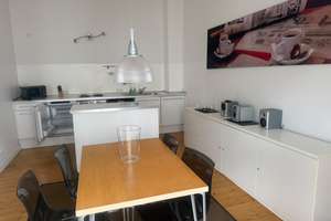 Möblierte Altbauwohnung in der Innenstadt – 40210 Stadtmitte, Düsseldorf – Vorschaubild 3