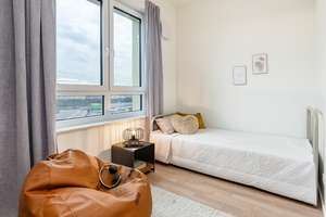 Property thumbnail 9