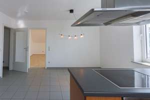 Stilvolle 3-Zimmer-Wohnung mit Wohlfühlcharakter – Die vollständige Adresse der Immobilie erhältst du vom Anbieter., 85055 Nordost, Ingolstadt – Vorschaubild 6