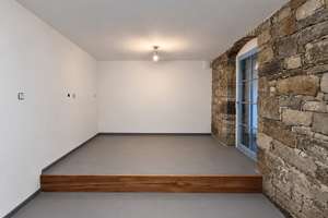 Erstbezug nach Sanierung! Wohnen und Arbeiten im denkmalgeschützten Hofensemble. – Klosterteichplatz 11, 1219 Leubnitz-Neuostra, Dresden – Vorschaubild 8