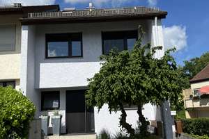 Familienfreundliches Reihenendhaus mit Sauna, Garage und modernem Wohnkomfort – Kelterstraße 13, 71282 Hemmingen – Vorschaubild 1