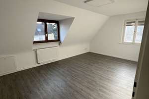 Helle 3-Zimmer-DG-Wohnung in Stuttgart-Vaihingen  