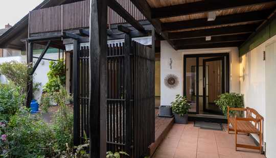 Bild von UND PLÖTZLICH HÖRT DIE SUCHE AUF.