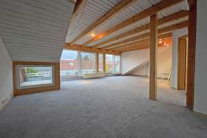Wundervolles Zweifamilien-Reihenmittelhaus auf 4 Etagen mit Garten, Balkonen & Garage in Laatzen – Die vollständige Adresse der Immobilie erhältst du vom Anbieter., 30880 Laatzen – Vorschaubild 19