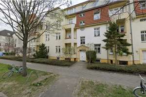 Dachgeschosswohnung mit 2 Terrassen in Karlshorst und sehr guter Lage