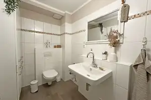 Bezugsfertiges Reihenmittelhaus mit Wohlfühlcharakter – Stormarn (Kreis) – Vorschaubild 13