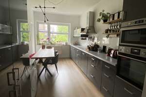 Modernisierte 2-Zimmer-Eigentumswohnung mit Balkon in Düsseldorf-Oberbilk - VERMIETET
