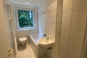 Zentrale 3-Zimmer Wohnung mit neuem Badezimmer – Die vollständige Adresse der Immobilie erhältst du vom Anbieter., 12489 Adlershof, Berlin – Vorschaubild 2