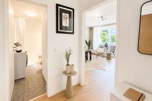 Klein, aber oho: Frisch renoviert mit großem Balkon ins Grüne – 40235 Grafenberg, Düsseldorf – Vorschaubild 17