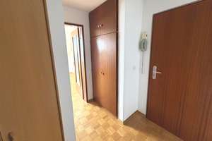 Schöne 4-Zimmer-Dachgeschosswohnung mit zwei Balkonen  – Die vollständige Adresse der Immobilie erhältst du vom Anbieter., 70563 Österfeld, Stuttgart – Vorschaubild 9