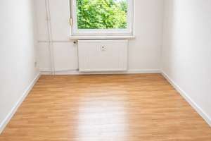 Zentral gelegene 2-Zimmer-Wohnung mit praktischem Schnitt – Die vollständige Adresse der Immobilie erhältst du vom Anbieter., 47169 Marxloh, Duisburg – Vorschaubild 4