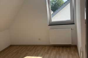 Attraktive und modernisierte 3-Zimmer-Dachgeschosswohnung mit gehobener Innenausstattung in Herford – Robert-Koch-Straße 25, 32049 Herford (Kreis) – Vorschaubild 11