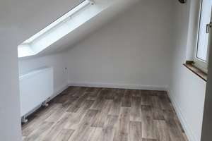 NE-Furth, 2-Zi-Whg, sep. Küche, Du-Bad, 3.OG, Whfl. ca. 34 m²