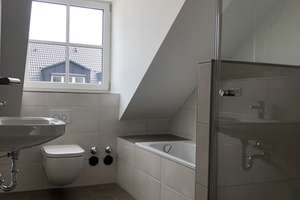 Helle 3-Zimmer-Wohnung mit Balkon in Hohenlinden – Abtwiese 8, 85664 Hohenlinden – Vorschaubild 4