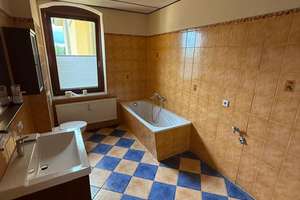 Großzügiges 8-Zimmer EFH mit wunderschönem Garten, Kamin und Einliegerwohnung – Die vollständige Adresse der Immobilie erhältst du vom Anbieter., 9350 Lichtenstein/Sachsen – Vorschaubild 16