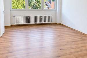 Frisch renoviert & hell – großzügige 1 Zimmer Wohnung mit neuer Küche in Düsseldorf-Unterrath – 40637 Unterrath, Düsseldorf – Vorschaubild 6