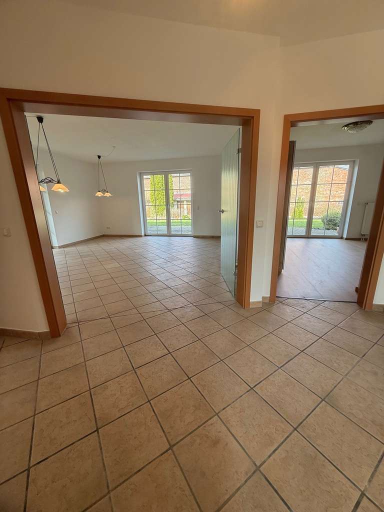 Immobilie in Bevern - Attraktives Zweifamilienhaus nahe der Weser - Bild 4