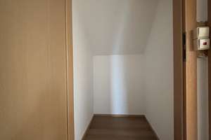 Schöne 3-Zimmer-Dachgeschosswohnung in Neu-Ulm – Bradleystraße 16, 89231 Neu-Ulm – Vorschaubild 14