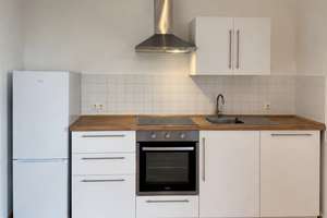Einziehen und Wohlfühlen: 3-Zimmer-Wohnung mit Balkon und EBK als Option & Stellplatzmöglichkeit! – 39112 Salbke, Magdeburg – Vorschaubild 3