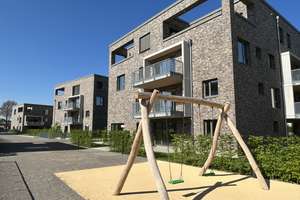 Property thumbnail 2