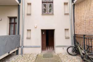 ALTBAUCHARME IM DOPPELPACK - Vermietetes Wohnungspaket mit langfristigem Potenzial – Die vollständige Adresse der Immobilie erhältst du vom Anbieter., 4318 Anger-Crottendorf, Leipzig – Vorschaubild 9