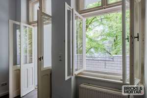 Renovierte 2-Zimmer Altbauwohnung 
mit sonniger Loggia zum direkten Bezug im beliebten Schillerkiez – Die vollständige Adresse der Immobilie erhältst du vom Anbieter., 12051 Neukölln (Ortsteil), Berlin – Vorschaubild 2