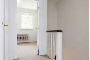 Ein Spaziergang zur Elbe - Reihenhaus mit Modernisierungsbedarf in bester Lage! – Die vollständige Adresse der Immobilie erhältst du vom Anbieter., 22605 Othmarschen, Hamburg – Vorschaubild 14