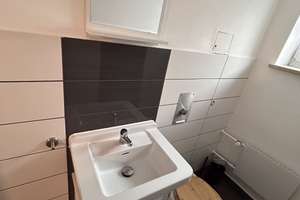 Attraktive 2-Zimmer-Einliegerwohnung mit All-inclusive-Angebot in ruhiger Lage von Neu-Ulm/Finningen – Am Grünen Berg 5, 89233 Neu-Ulm – Vorschaubild 14