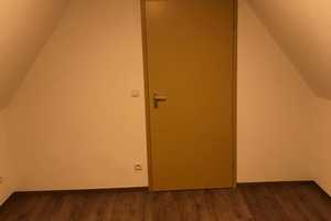 Geräumiges 10-Raum-Haus mit gehobener Innenausstattung und EBK in Holzgerlingen – Böblingen (Kreis) – Vorschaubild 8