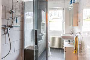 Gepflegtes Einfamilienhaus mit Garten, Balkon und Doppelgarage in Ludwigswinkel – Die vollständige Adresse der Immobilie erhältst du vom Anbieter., 66996 Ludwigswinkel – Vorschaubild 12