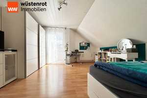 Tür auf. Herz rein. Zuhause sein. Moderne
5 helle Zimmer auf 131 m². Wunderschöne
Gartenoase. – Tuttlingen (Kreis) – Vorschaubild 18