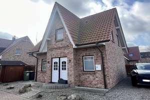 Junges Friesenhaus mit guter Ausstattung in strandnaher Lage