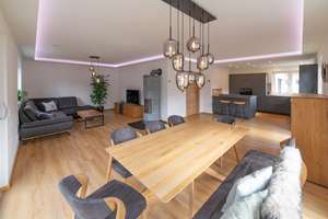 Neuwertiges A+ Effizienzhaus mit Einliegerwohnung, PV-Anlage und Smart Home in Nittenau (Stefling) – Die vollständige Adresse der Immobilie erhältst du vom Anbieter., 93149 Nittenau – Vorschaubild 10