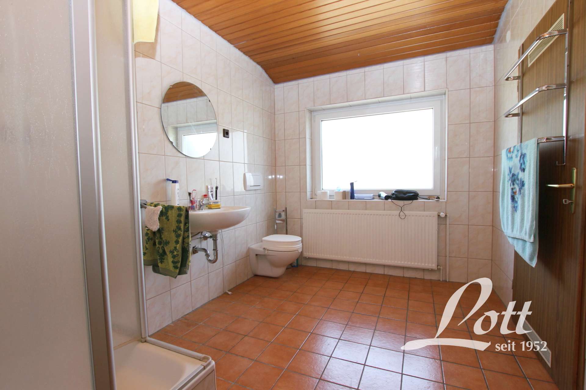 Immobilie in Rhauderfehn - +++ Viel Platz für Familie und Hobbies - energetisch saniert - Mehrgenerationen geeignet! +++ - Bild 10