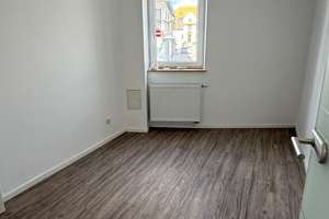 +++ CHARMANTE 2-FAMILIENHAUS DOPPELHAUSHÄLFTE IN NECKARHAUSEN MIT AUSBAUPOTENTIAL +++ – Die vollständige Adresse der Immobilie erhältst du vom Anbieter., 68535 Edingen-Neckarhausen – Vorschaubild 3