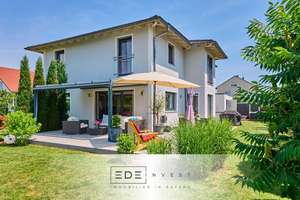 Design, Licht & Lebensfreude – Ihr neues Zuhause mit Charme und Charakter in Kösching bei Ingolstadt – Die vollständige Adresse der Immobilie erhältst du vom Anbieter., 85092 Kösching – Vorschaubild 1