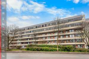 Mit Tiefgaragenstellplatz: Gut geschnittene 2-Zimmer-Wohnung – München – Vorschaubild 1